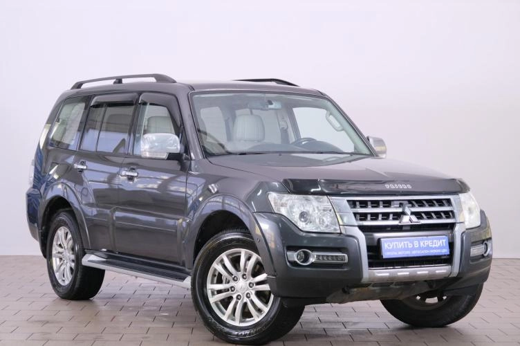 Mitsubishi Pajero 1 из 6