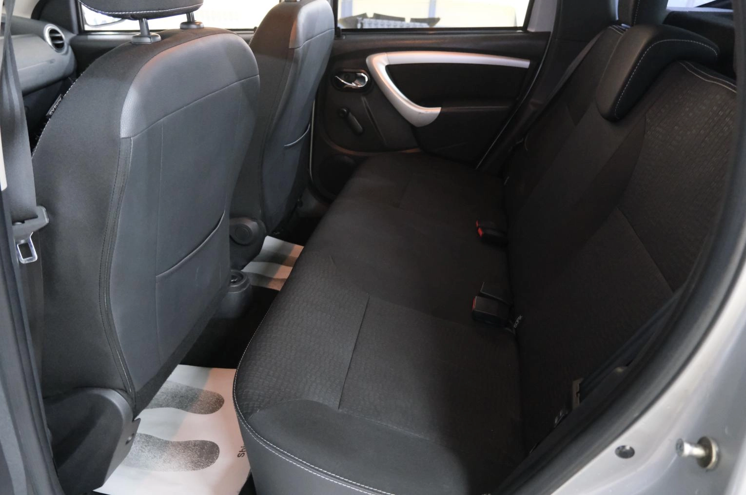 Nissan Terrano 19 из 21