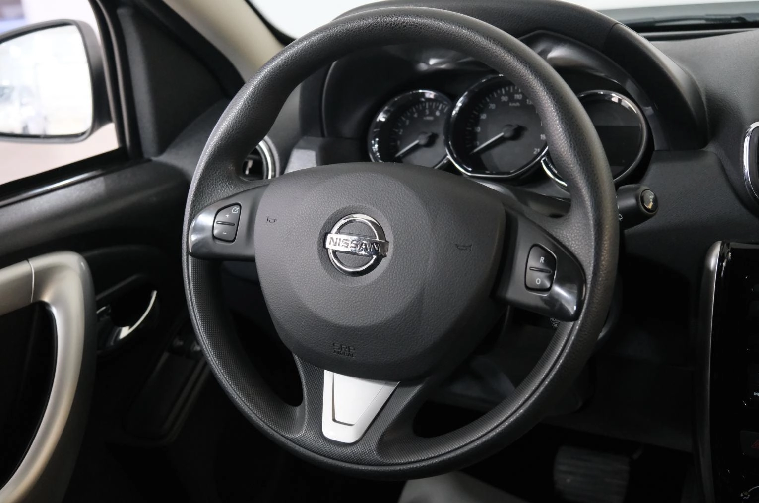 Nissan Terrano 12 из 21