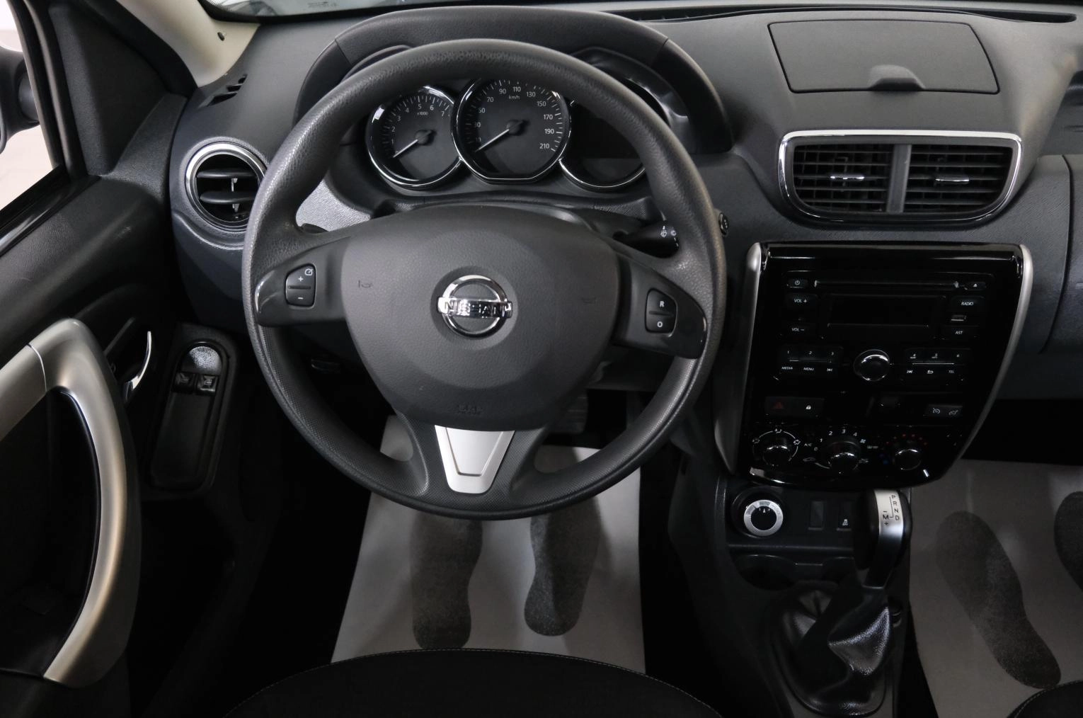 Nissan Terrano 11 из 21