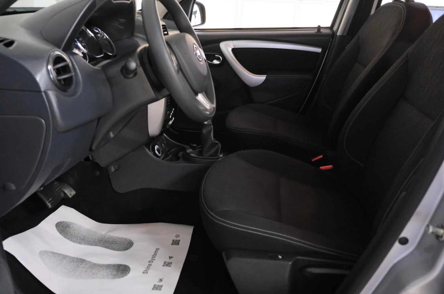Nissan Terrano 7 из 21
