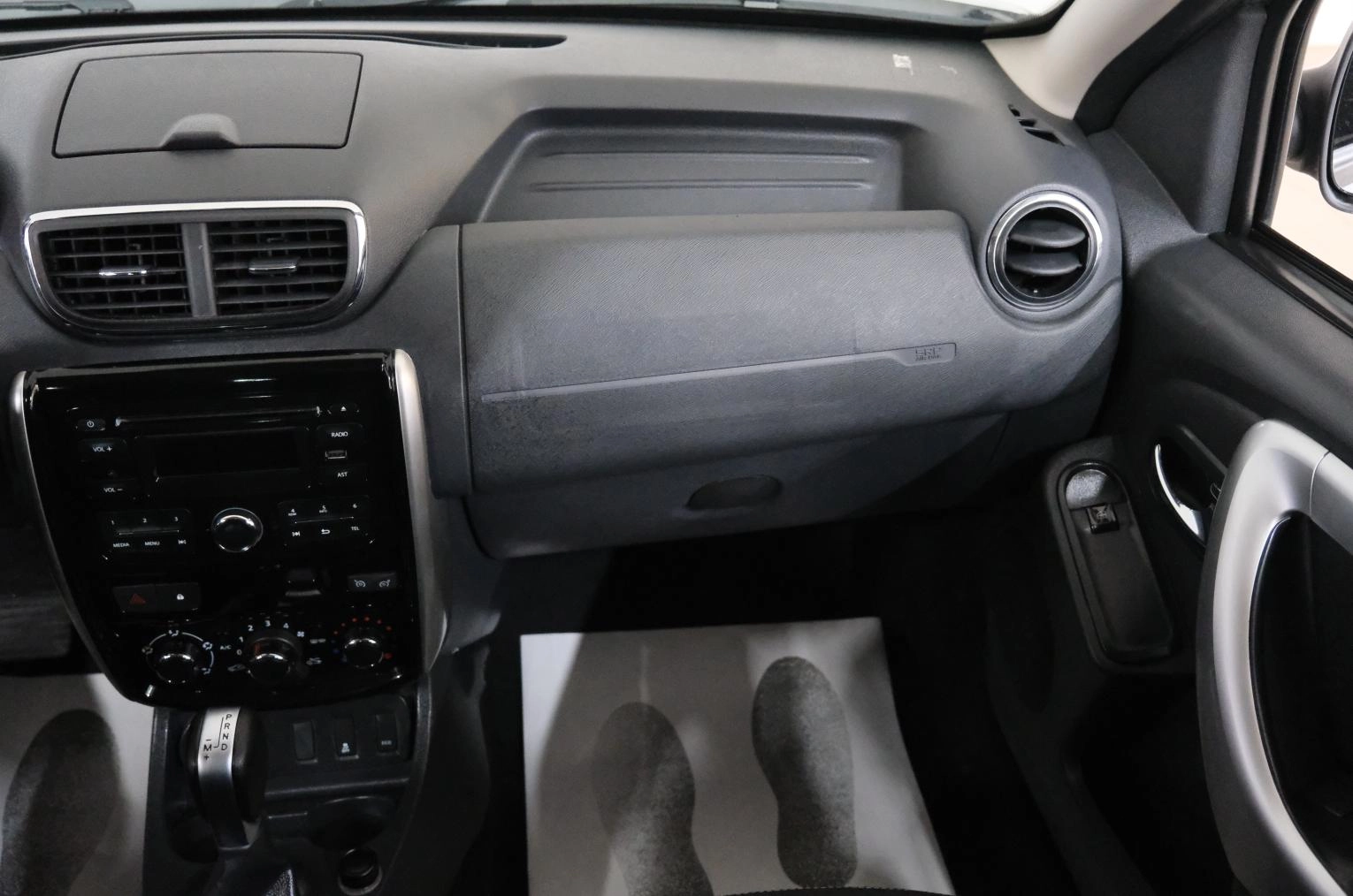 Nissan Terrano 16 из 21