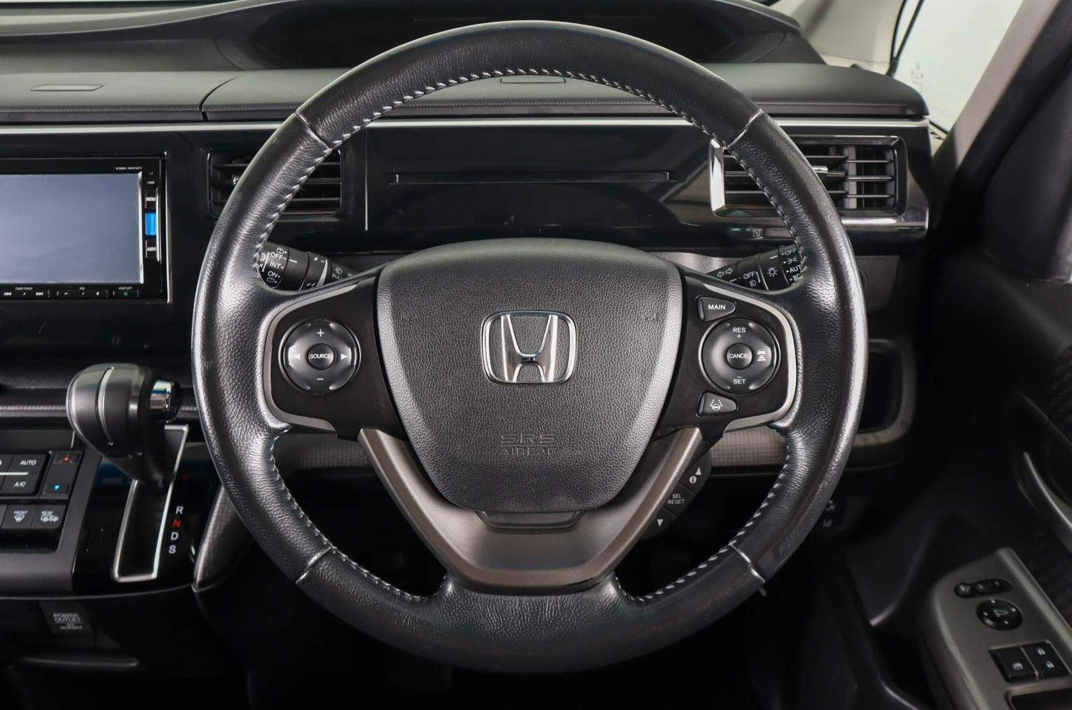 Honda Stepwgn Spada 16 из 24