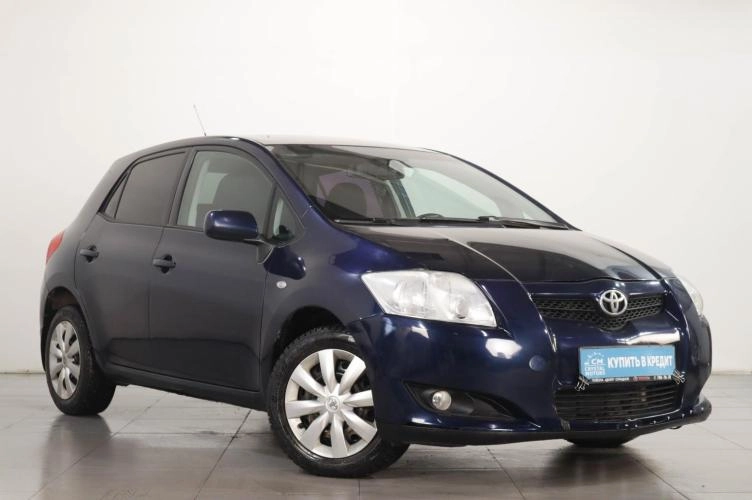 Toyota Auris 1 из 6
