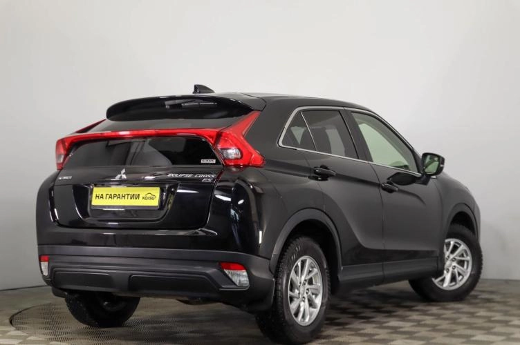 Mitsubishi Eclipse Cross 4 из 6