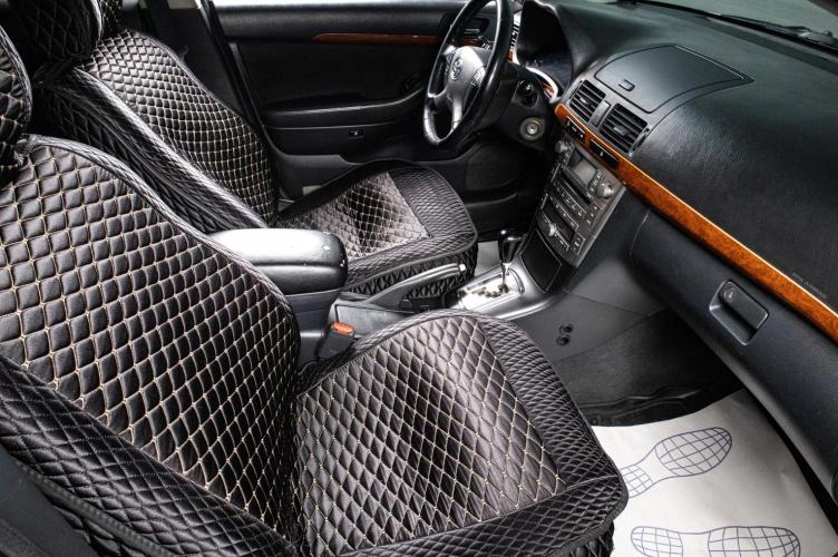 Toyota Avensis 9 из 16