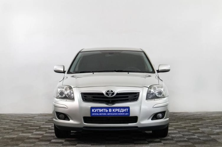 Toyota Avensis 2 из 6