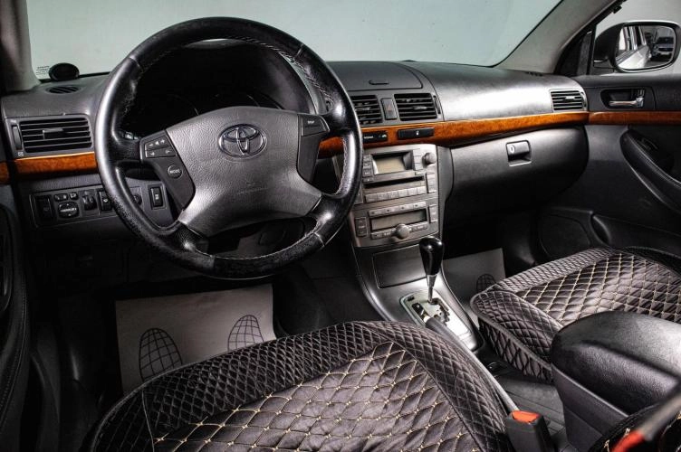 Toyota Avensis 11 из 16