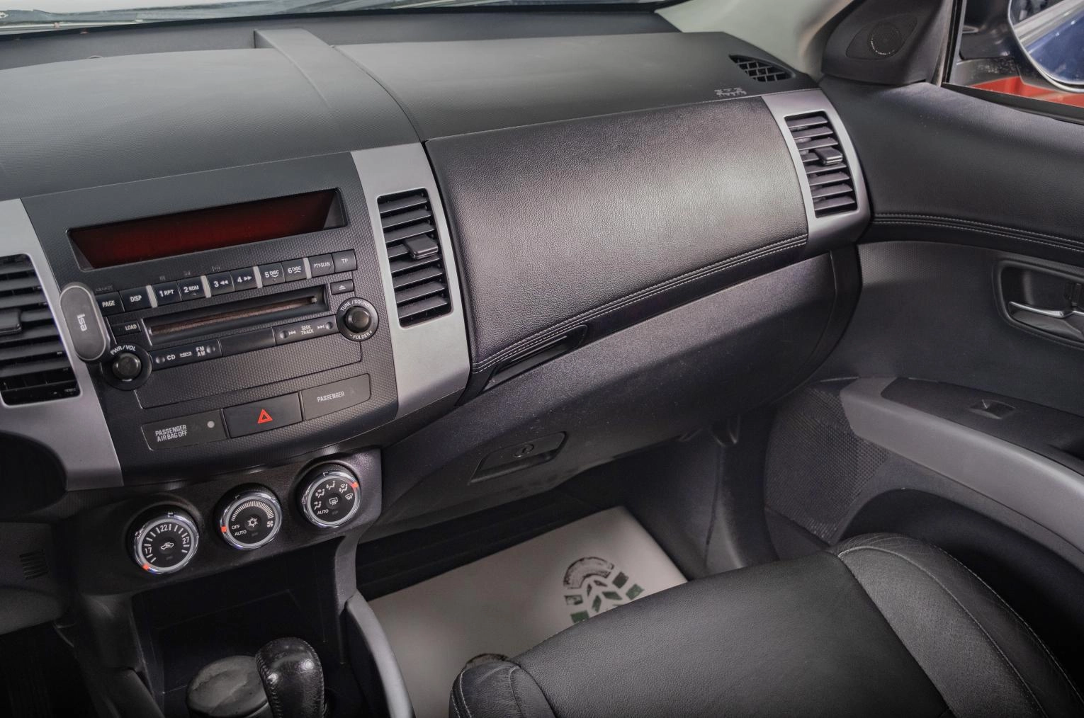 Mitsubishi Outlander 10 из 16