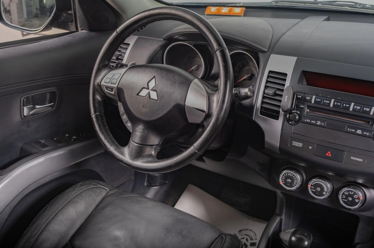 Mitsubishi Outlander 8 из 16