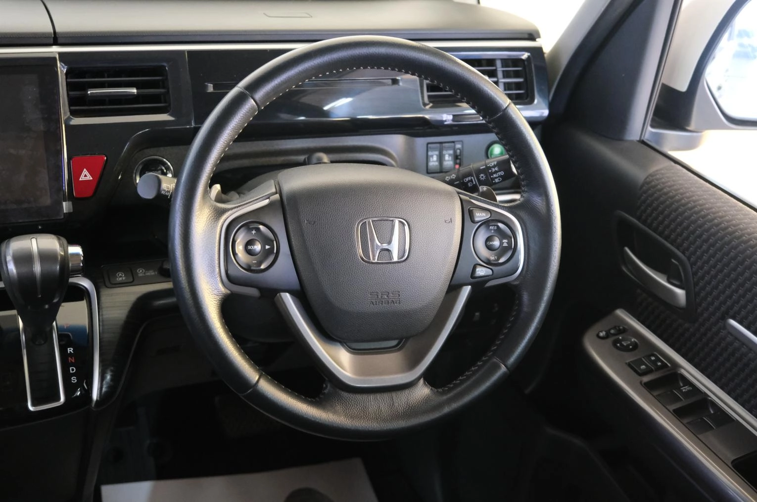 Honda Stepwgn Spada 12 из 21