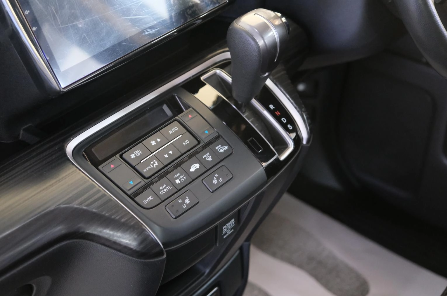 Honda Stepwgn Spada 15 из 21