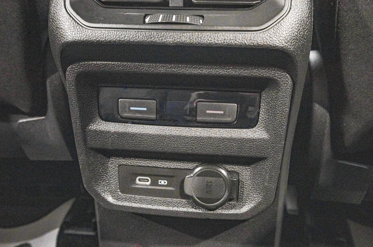 Volkswagen Tiguan 24 из 26