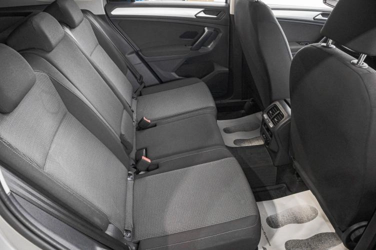 Volkswagen Tiguan 25 из 26