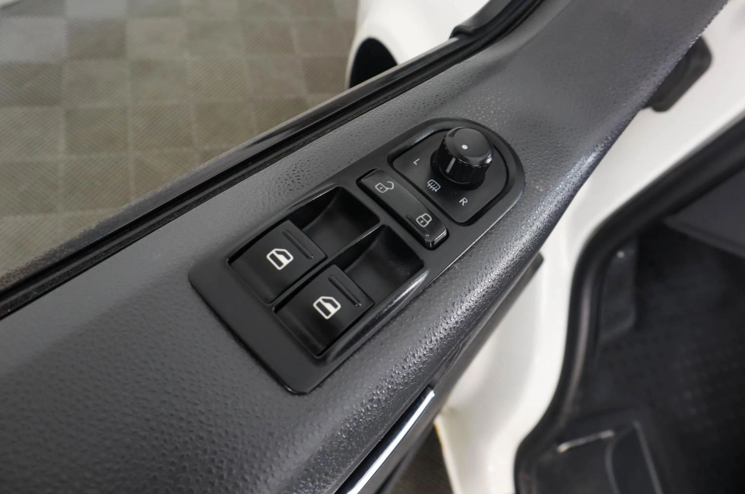 Volkswagen Caravelle 20 из 20