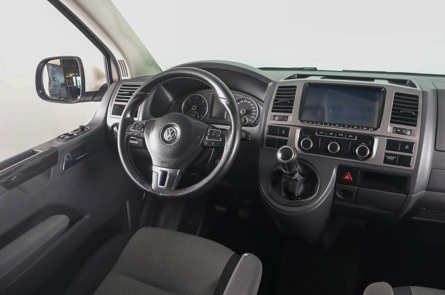 Volkswagen Caravelle 11 из 20