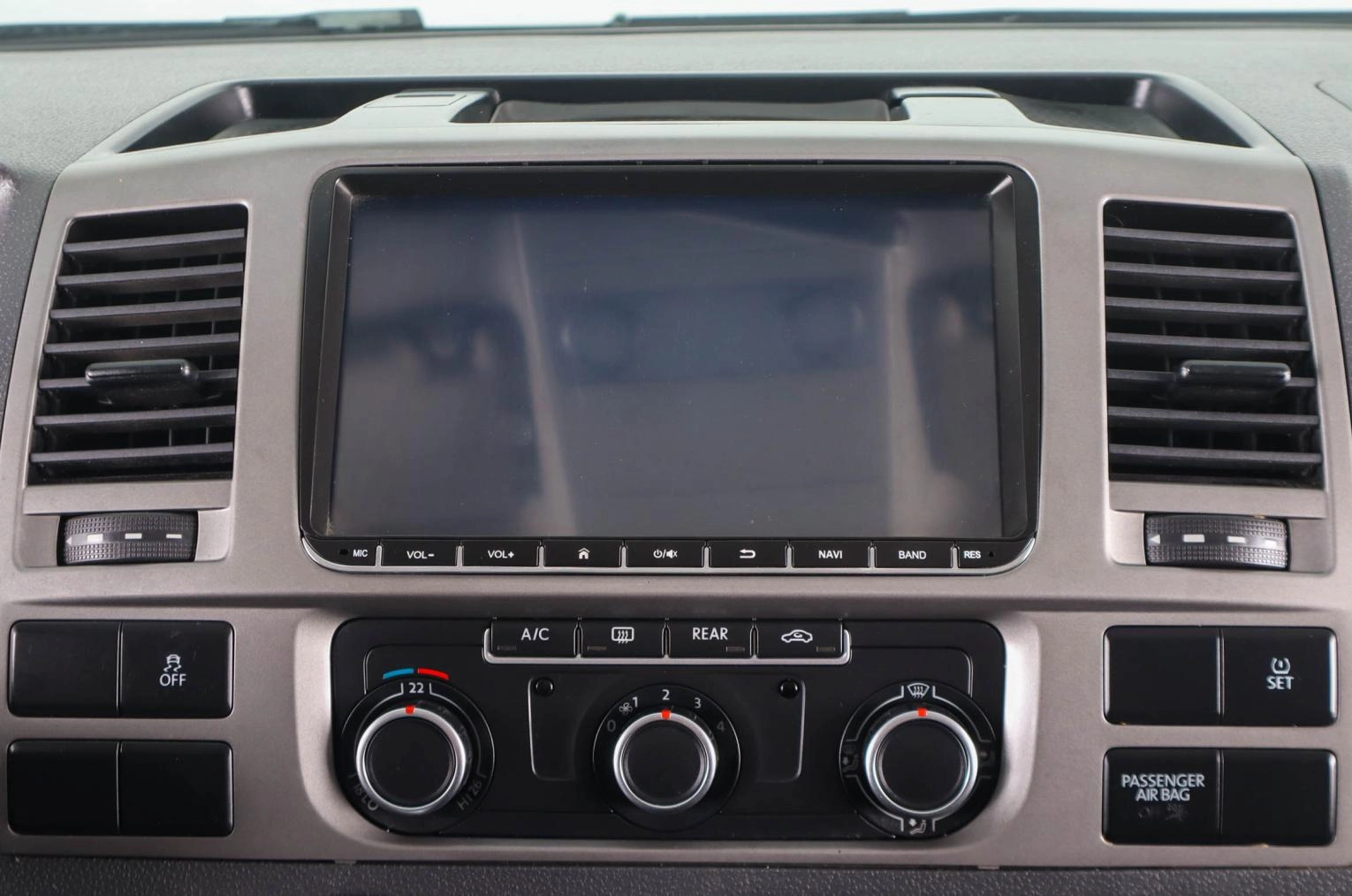 Volkswagen Caravelle 17 из 20