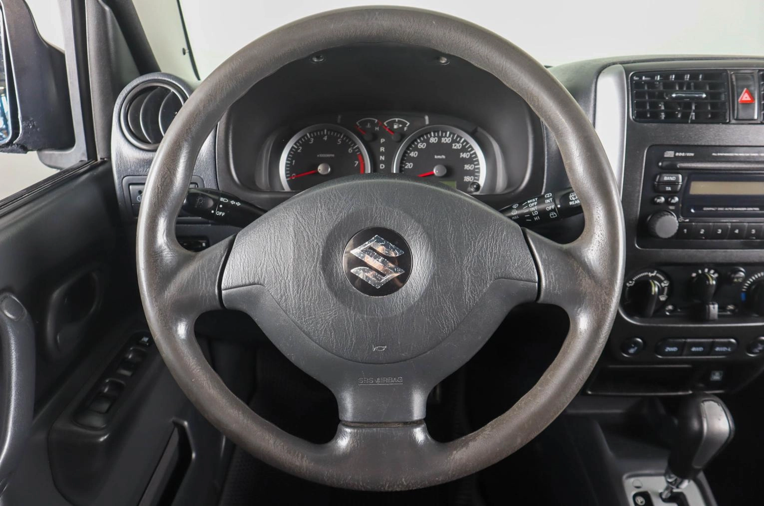 Suzuki Jimny 13 из 18