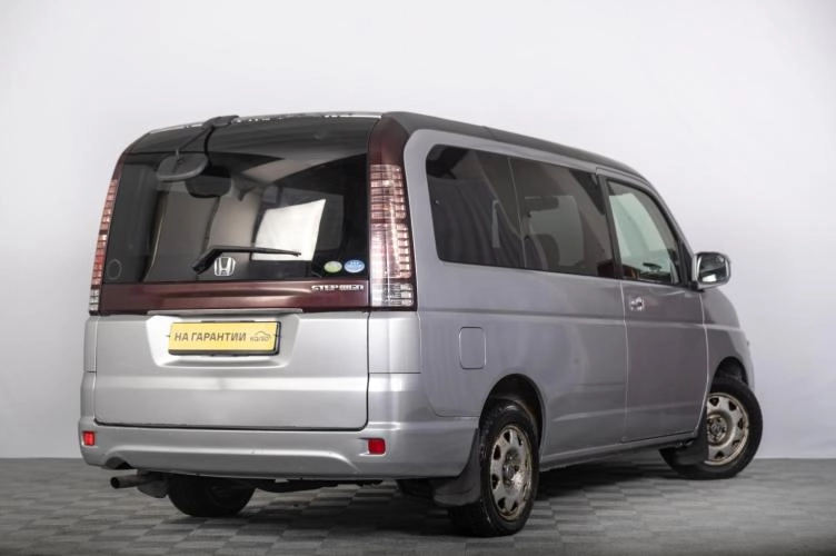 Honda Stepwgn 6 из 6