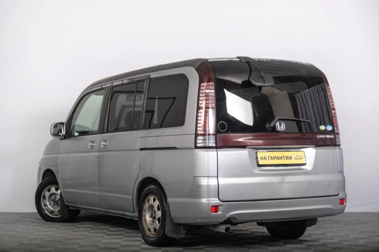 Honda Stepwgn 5 из 6