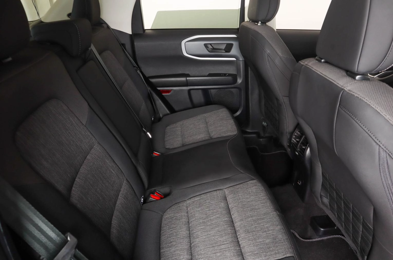 Ford Bronco Sport 10 из 25