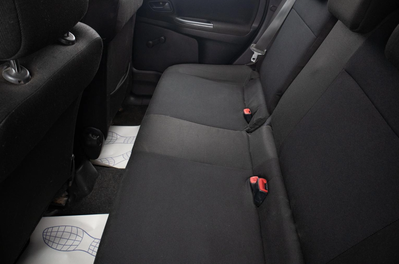 Suzuki Ignis 16 из 16