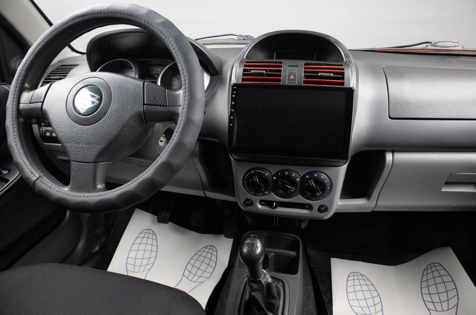 Suzuki Ignis 8 из 16