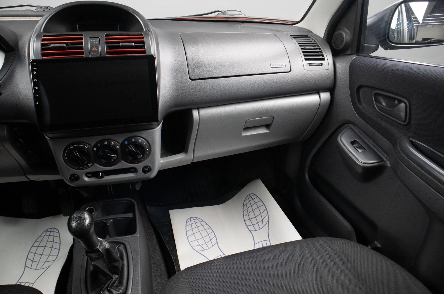 Suzuki Ignis 10 из 16