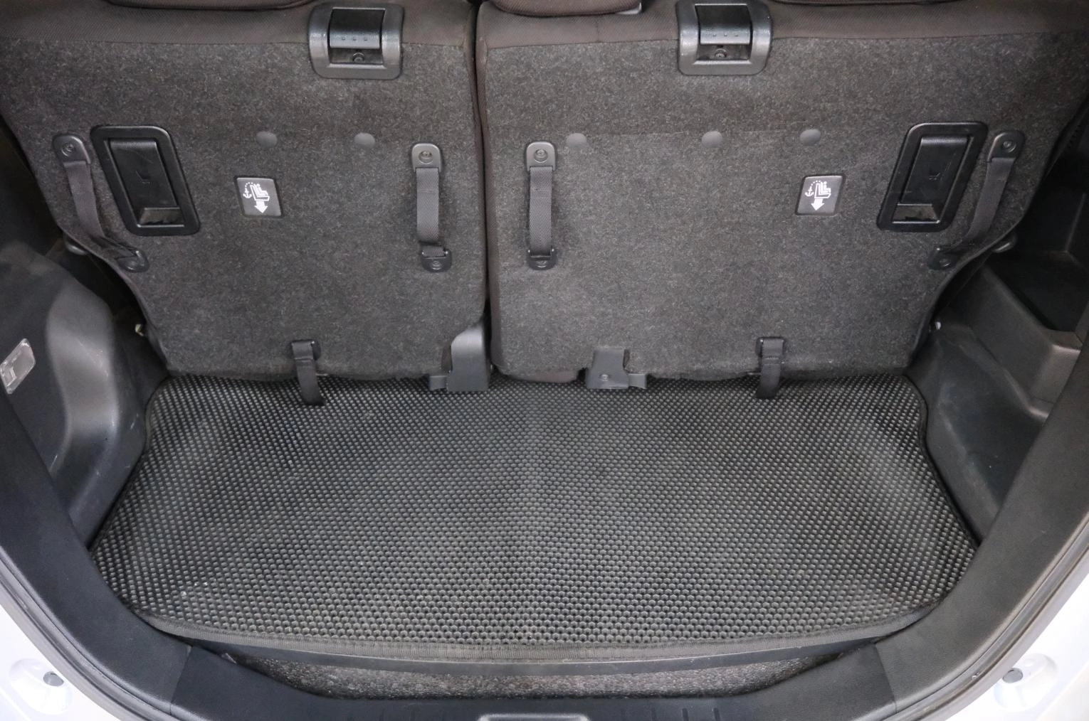 Toyota Roomy 21 из 21