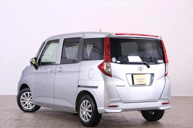 Toyota Roomy 4 из 6