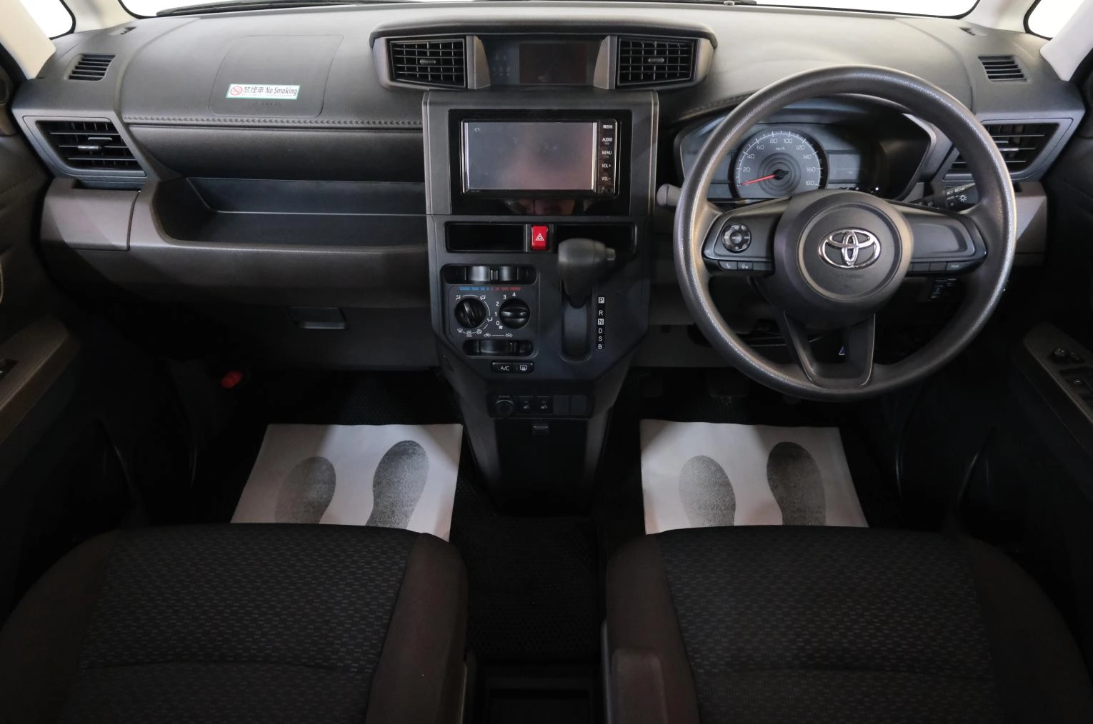 Toyota Roomy 13 из 21