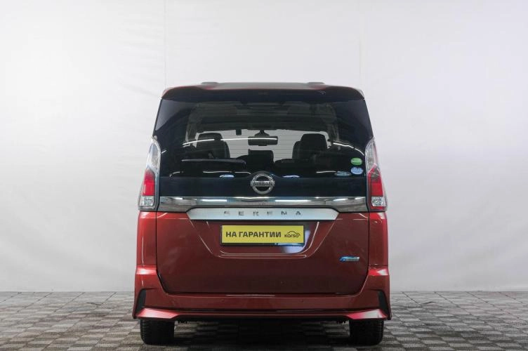 Nissan Serena 5 из 6