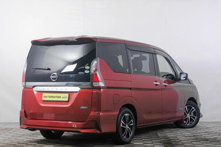 Nissan Serena 6 из 6