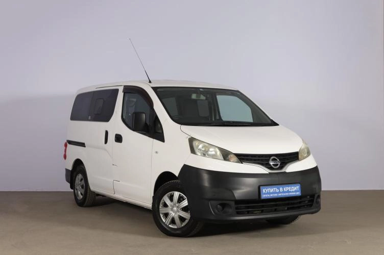 Nissan NV200 1 из 6