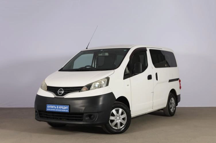 Nissan NV200 3 из 6