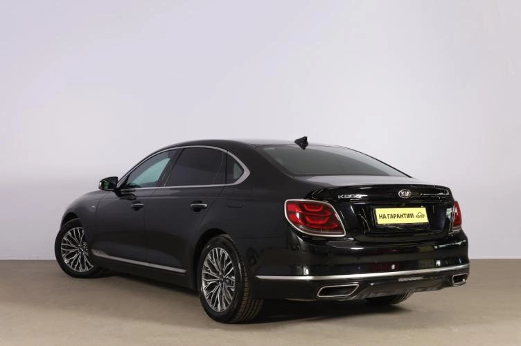 KIA K900 4 из 6