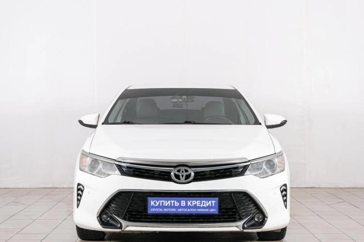 Toyota Camry 2 из 23