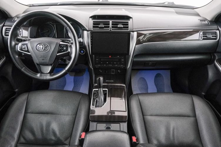 Toyota Camry 10 из 23