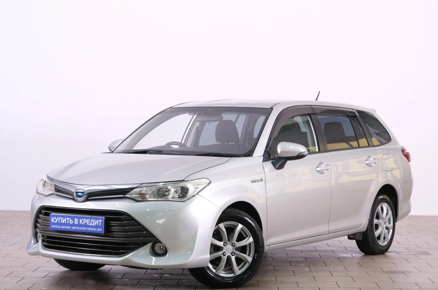 Toyota Corolla Fielder 3 из 21