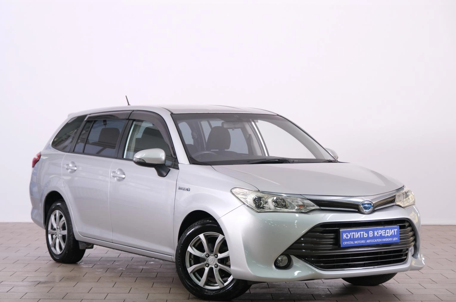 Toyota Corolla Fielder 1 из 21