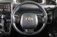 Toyota Sienta 15 из 21