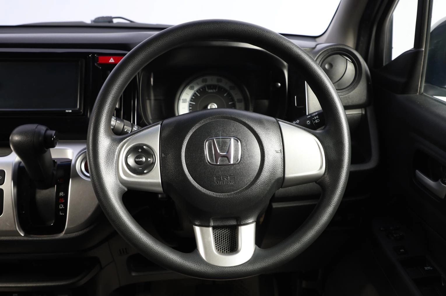 Honda N-WGN 12 из 16