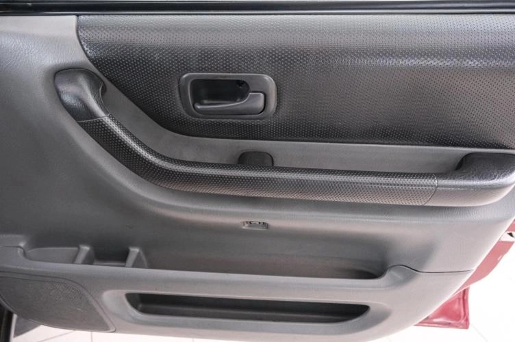 Honda CR-V 17 из 19