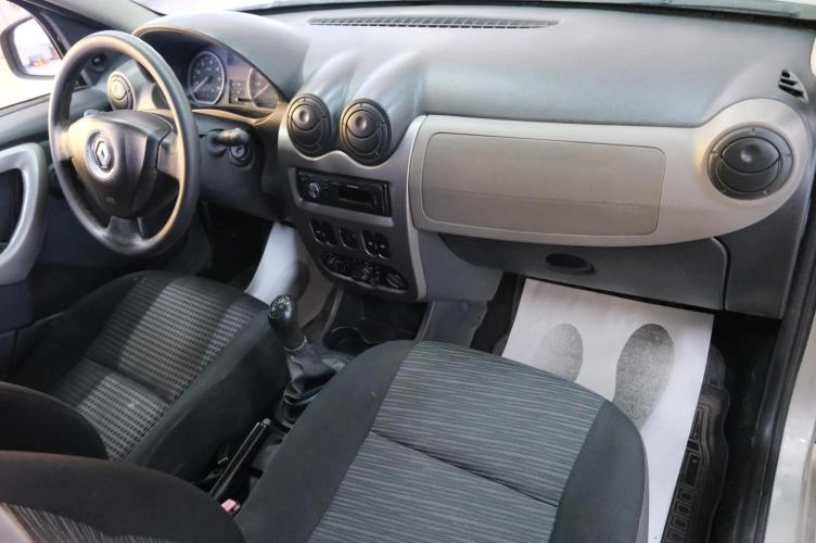 Renault Sandero 14 из 17