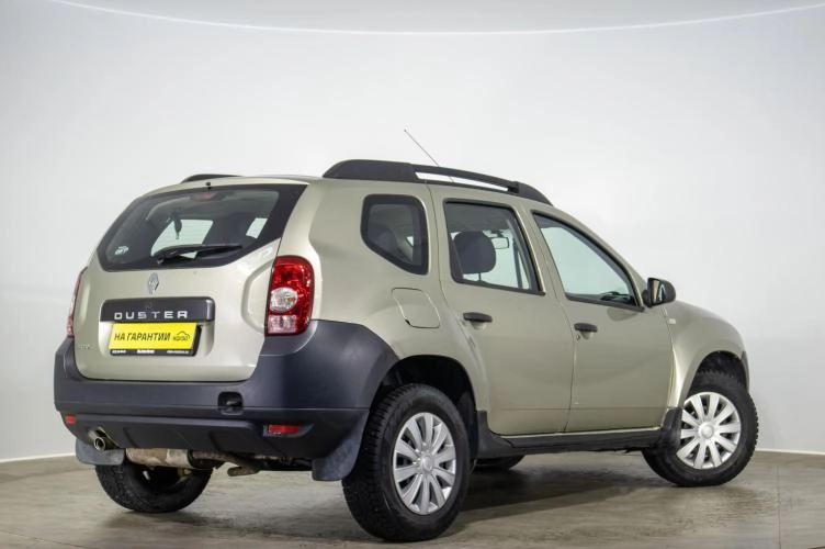 Renault Duster 4 из 6