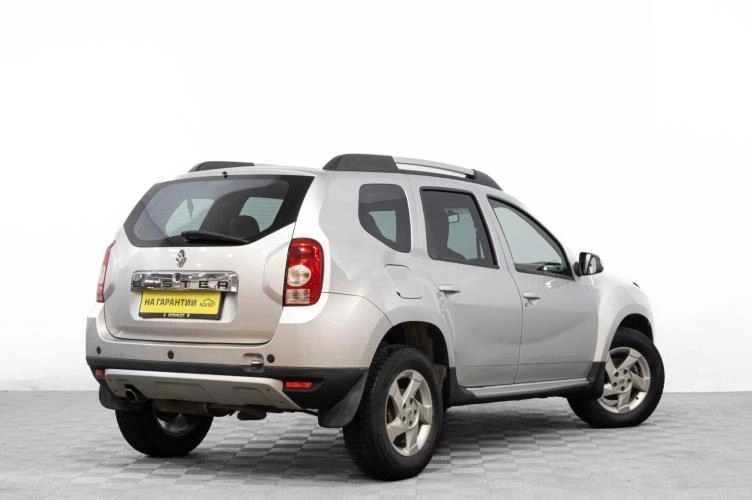 Renault Duster 4 из 6