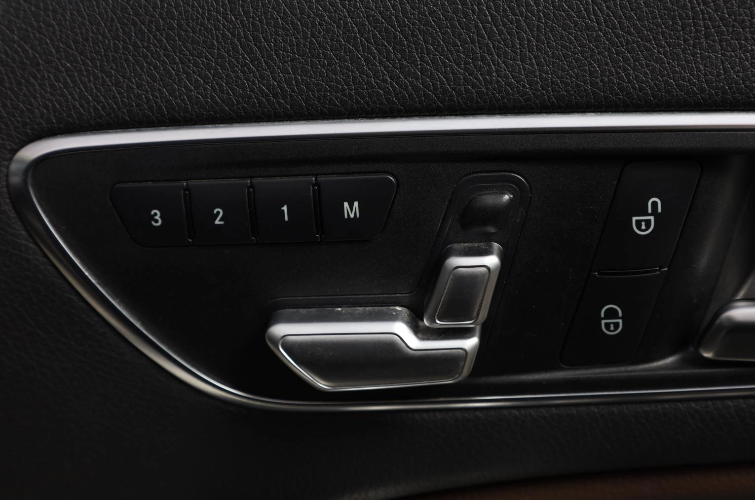 Mercedes-Benz A-класс 11 из 18