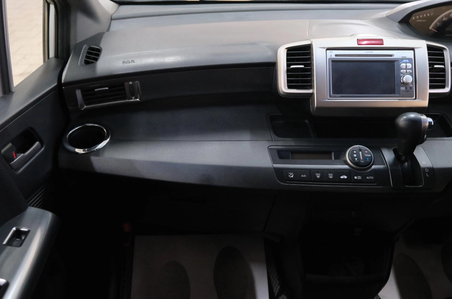 Honda Freed 15 из 20