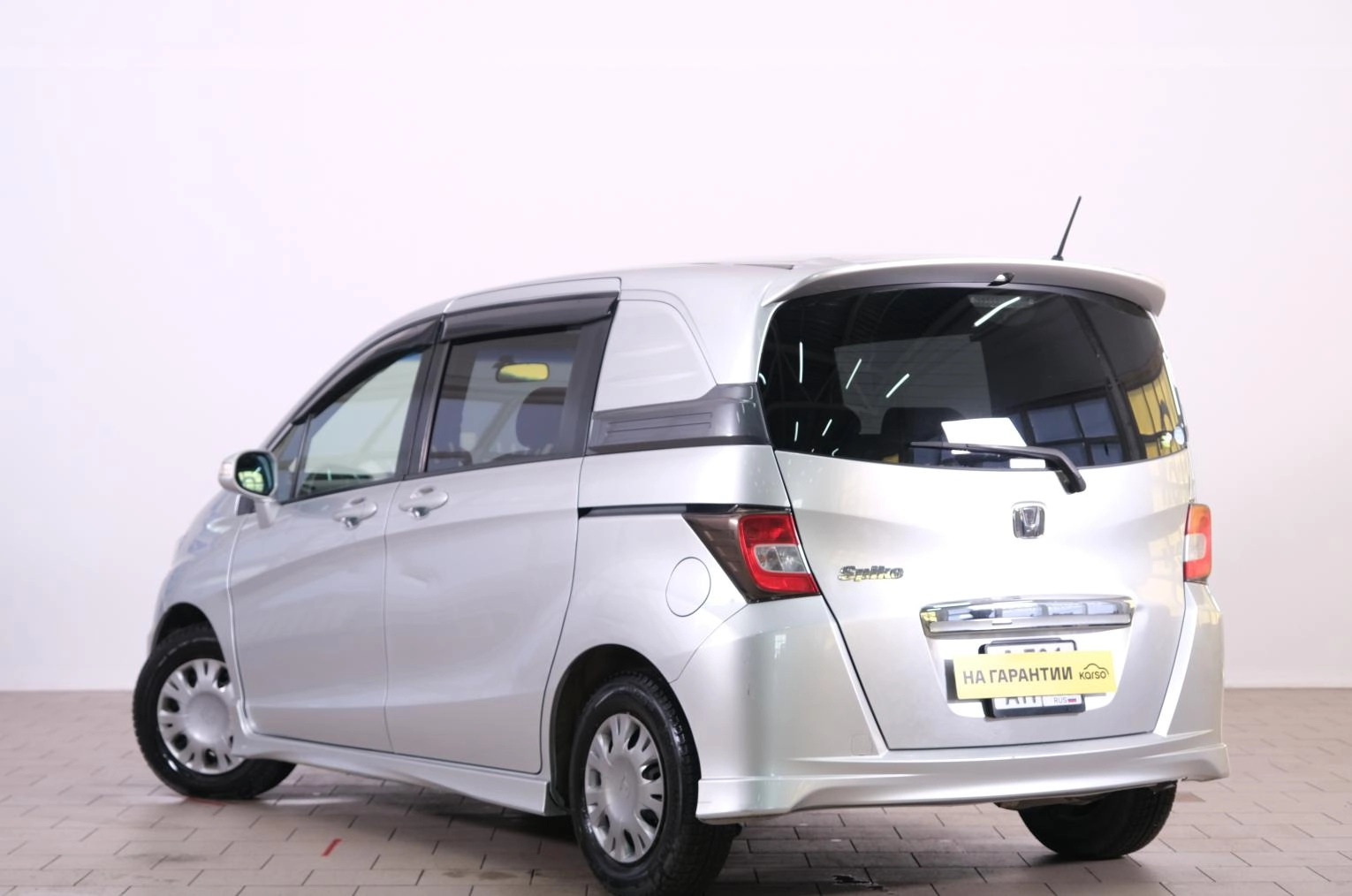 Honda Freed 4 из 20