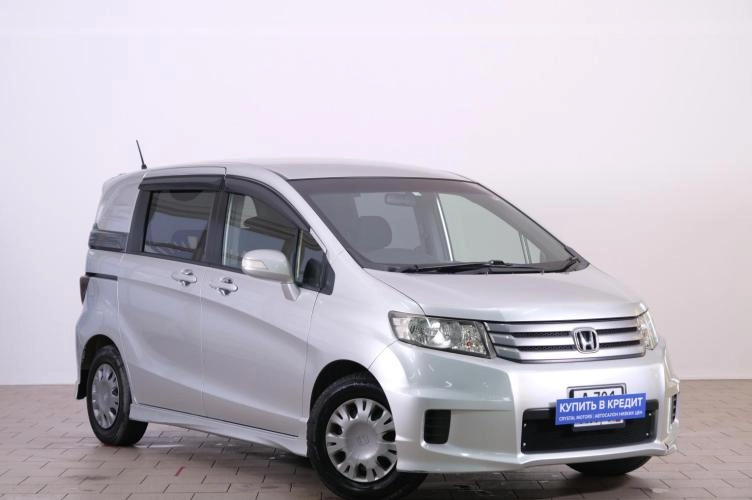 Honda Freed 1 из 6
